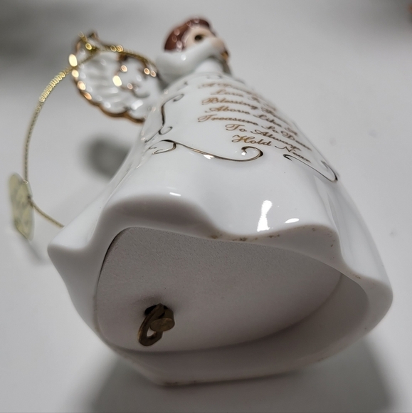 2002 Bradford Edition Daughter's Love Heirloom Porcelain Angel Musical Ornament - Picture 3 of 4